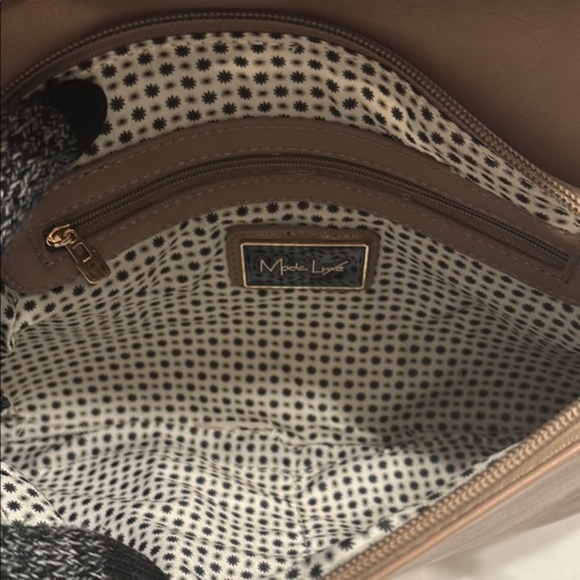 Moda Luxe “Natural Solstice” Taupe Suede & Faux-Leather Fringe Crossbody Bag NWT - Picture 6 of 7